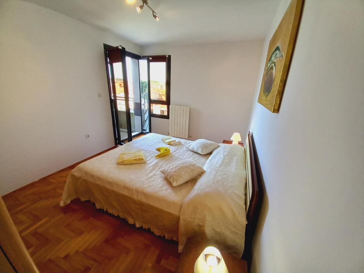Iva Apartman Pula Exterior photo