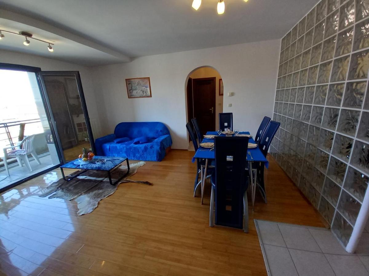 Iva Apartman Pula Exterior photo